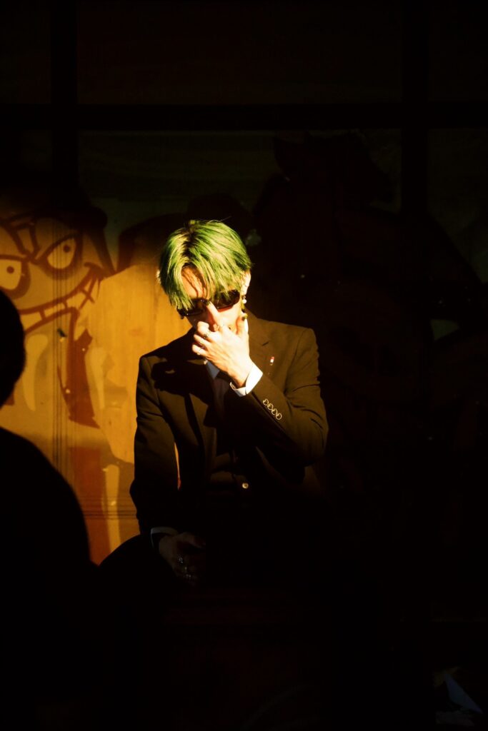 嘻哈新勢力小銘 LIL MING 推出新單曲〈GET IT UP〉,邀孟慶而、TYXUAN 打造「台版 K-POP」衝擊視覺盛宴 7 S 231260176 0 683x1024 1