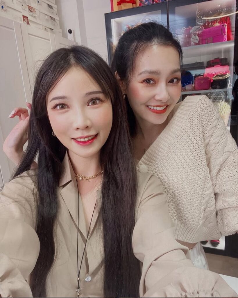 咪妃KIDS衝上APPLE PODCAST熱門節目冠軍!思佳曝婚前對象「要祭改」! 11 S 231333929 819x1024 1