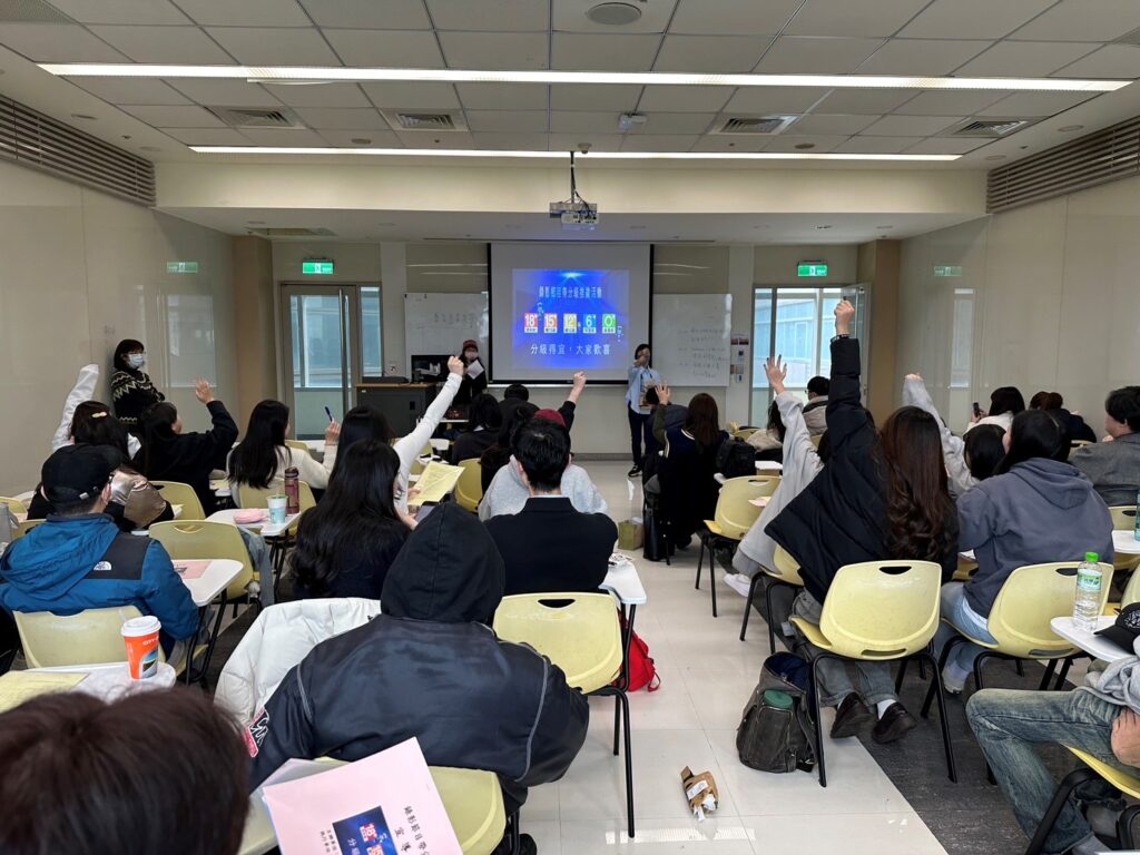 【評論】當影像成為孩子的語言,我們更需要教他們如何閱讀「內容分級」的重要性,不只是制度,而是愛的保護 2 20251208001 1024x768 1