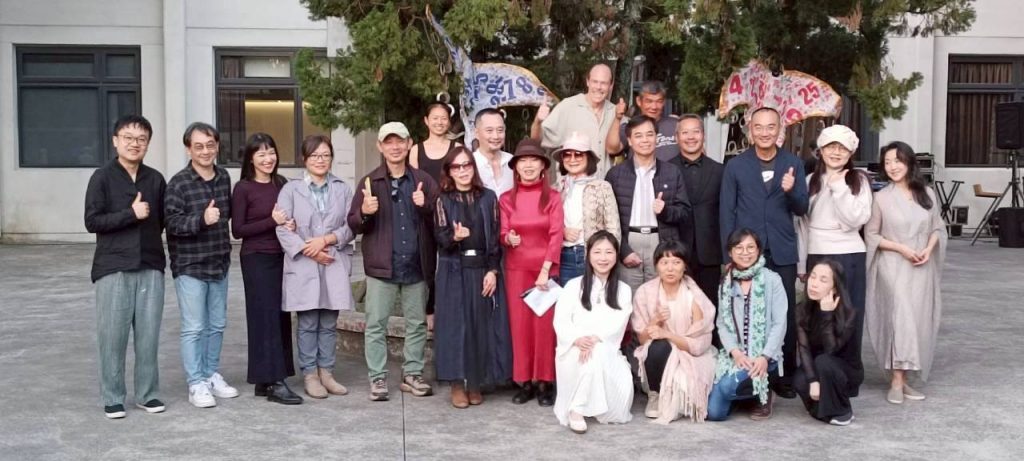 鼓動詩的雙翼，起飛了—頑石劇團《靈魂解放，回望自由演詩會》