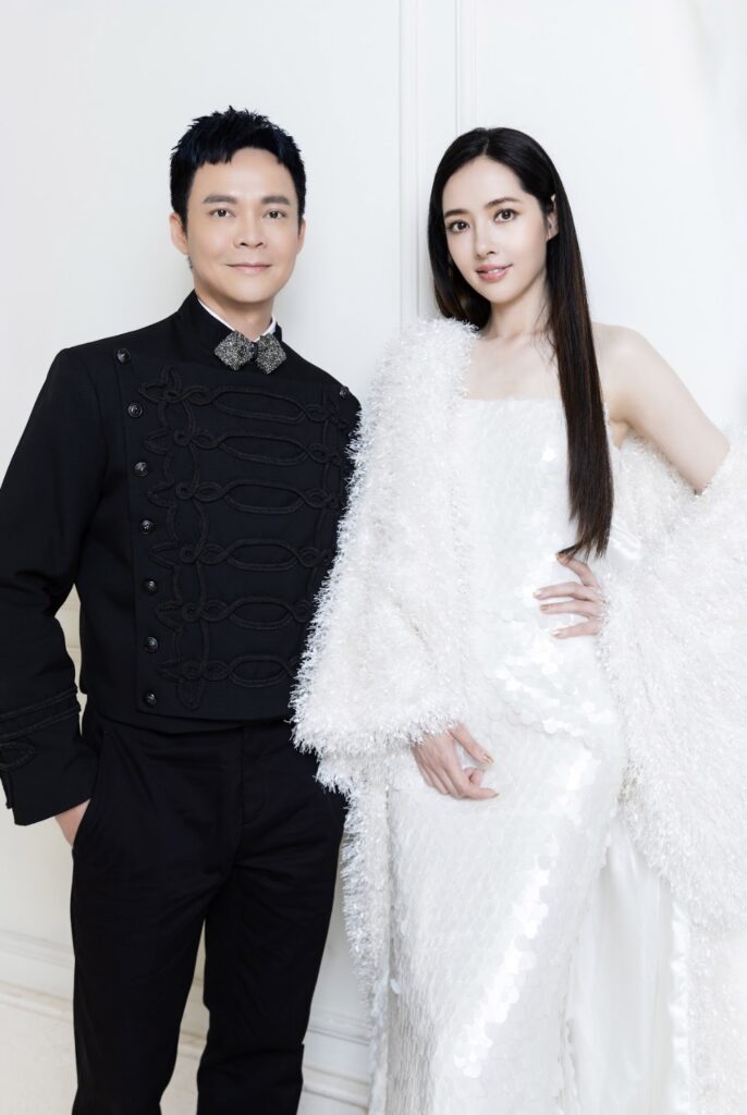 久明診所攜手郭碧婷以「Be Yourself」重現經典風華 重拾自信與溫柔力量,開啟「做自己的美學 Movement」 8 %E6%99%9A%E4%B8%8A1012 2025 12 11%E7%9A%84%E5%BD%B1%E5%83%8F 1 686x1024 1