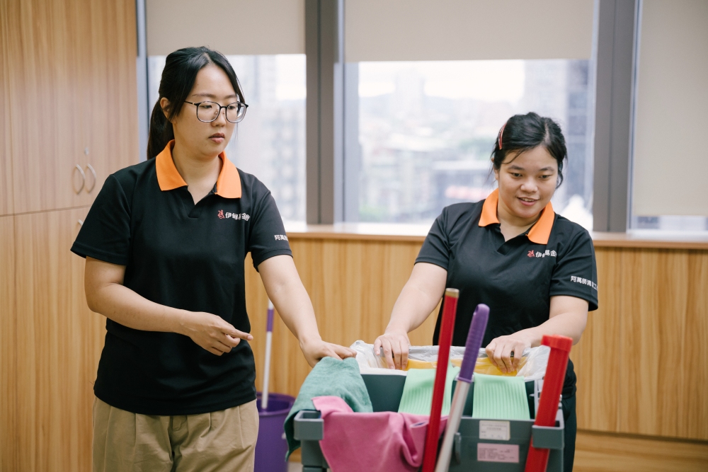 以信任為核心的支持系統 就業服務牽手同行 5 02%E8%94%A1%E4%BE%9D%E9%9D%9C%E4%B8%BB%E4%BB%BB%E8%A6%AA%E8%87%AA%E7%A4%BA%E7%AF%84%E6%B8%85%E6%BD%94%E6%B5%81%E7%A8%8B%E9%99%AA%E4%BC%B4%E5%BA%87%E8%AD%B7%E5%93%A1%E5%B7%A5%E5%9C%A8%E5%AF%A6%E4%BD%9C%E4%B8%AD%E7%B4%AF%E7%A9%8D%E6%8A%80%E8%83%BD%E8%88%87%E4%BF%A1%E5%BF%83