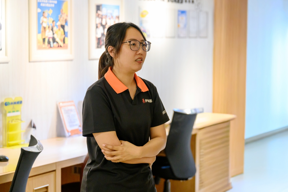 以信任為核心的支持系統 就業服務牽手同行 6 03%E8%94%A1%E4%BE%9D%E9%9D%9C%E5%8D%94%E5%8A%A9%E5%BA%87%E8%AD%B7%E5%93%A1%E5%B7%A5%E5%9C%A8%E5%B7%A5%E4%BD%9C%E4%B8%AD%E7%B4%AF%E7%A9%8D%E5%AF%A6%E5%8B%99%E8%83%BD%E5%8A%9B%E9%82%81%E5%90%91%E6%9B%B4%E7%8D%A8%E7%AB%8B%E7%9A%84%E7%94%9F%E6%B4%BB