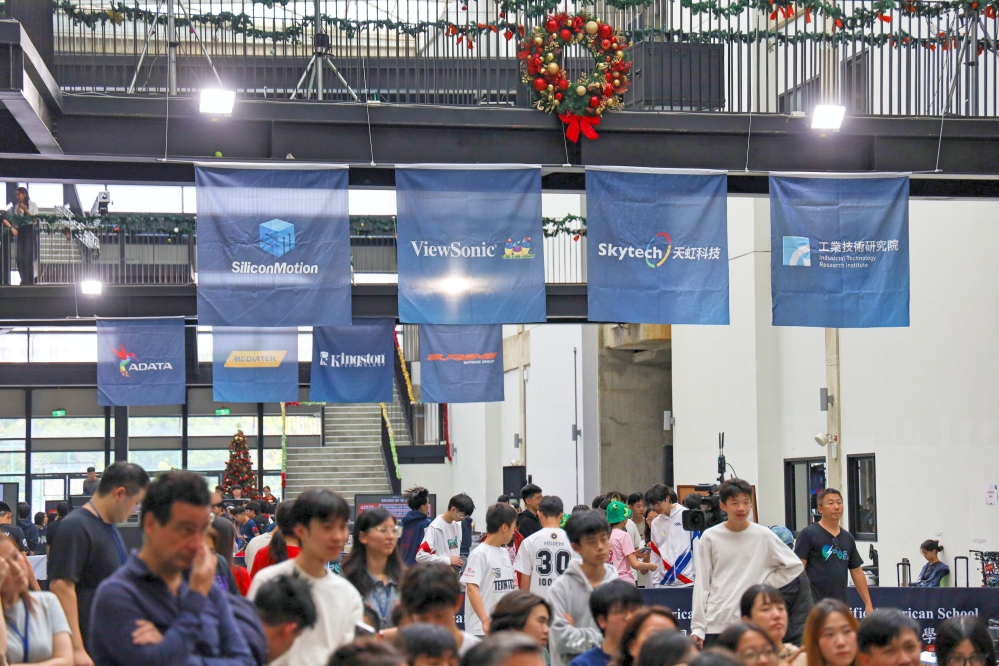 2025 PASVEX V5 機器人旗艦賽圓滿成功 再次彰顯PAS亞太美國學校在 STEM 領域教育中卓越地位