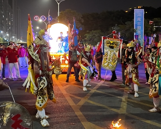 昊天民俗藝陣團成為少數獲邀參演的臺灣藝陣團體之一，格外受到矚目。圖/中華文化開源傳承交流協會提供。