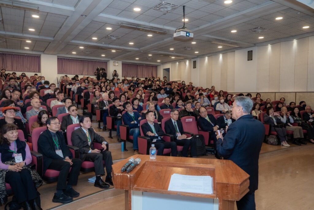 2026變局與佈局高峰論壇 產業領袖專家齊聚 施振榮領銜開講 5 %E5%9C%96%E4%BA%8C%E4%B9%8B%E4%B8%80 0 1024x683 1