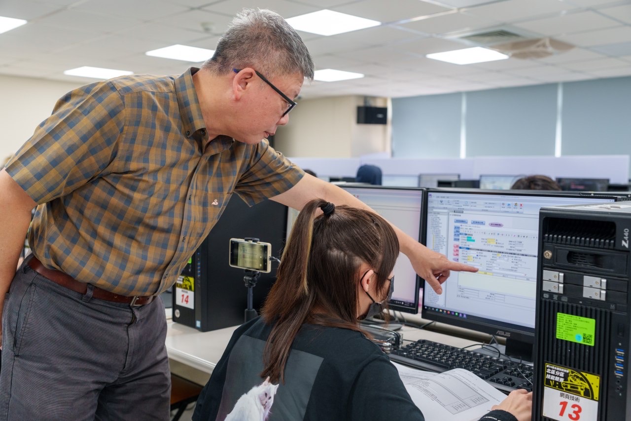 培育具備AI及雲端雙重專業 桃竹苗分署開辦職訓課程提升技能銜接職場成為AI 科技新銳