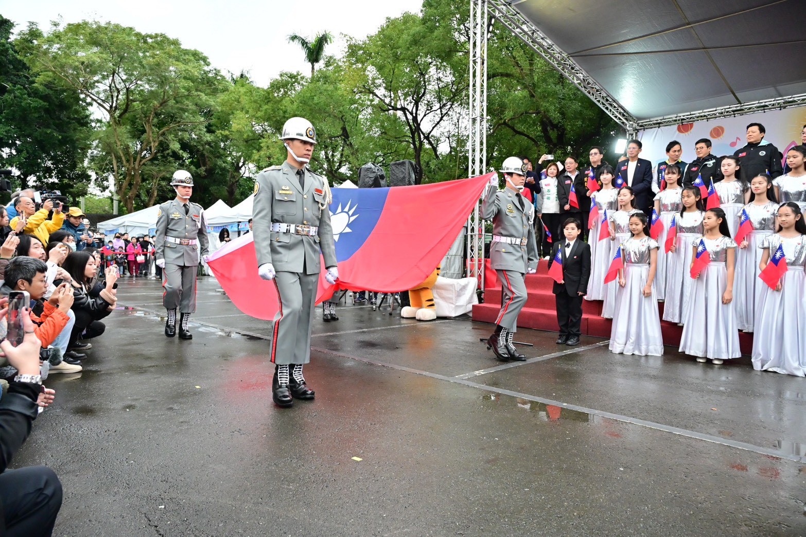 10 - 報新聞 Mega News