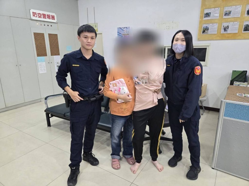 阿嬤、女童、視障男子接力迷航 中市警暖心護送回家