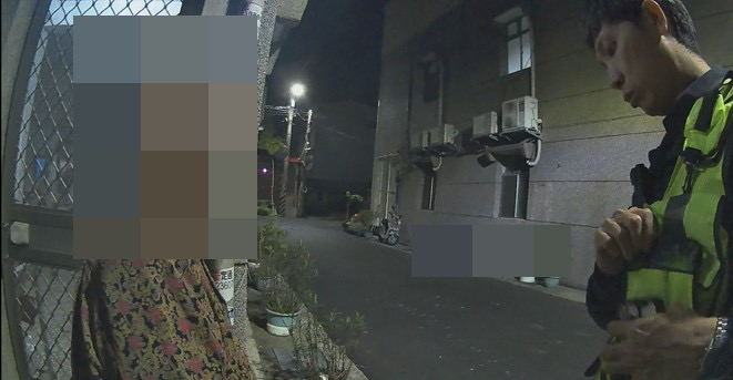 失智八旬婦迷失街頭 嘉義警助返家