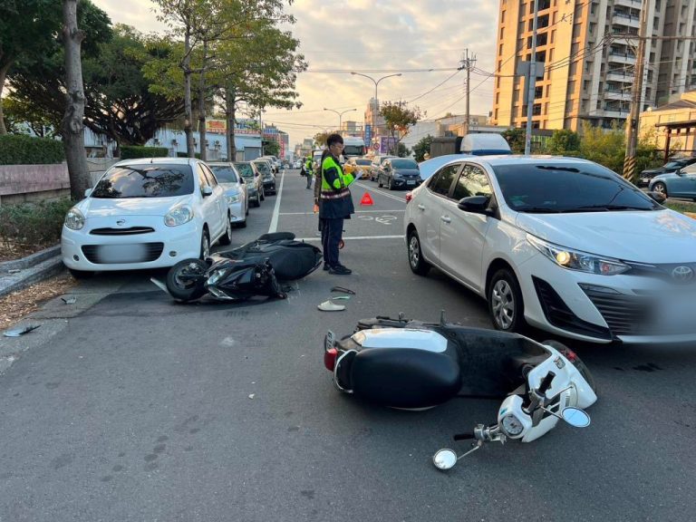 苗栗竹南永貞路口清晨機車碰撞　一人送醫、酒測均為零