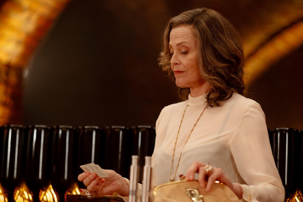 《阿凡達》雪歌妮薇佛再戰《邦尼殺死他》 4吋高跟挑戰蛇蠍美人 4 %E8%9E%A2%E5%B9%95%E6%93%B7%E5%8F%96%E7%95%AB%E9%9D%A2 2026 01 08 174411 1024x683 1