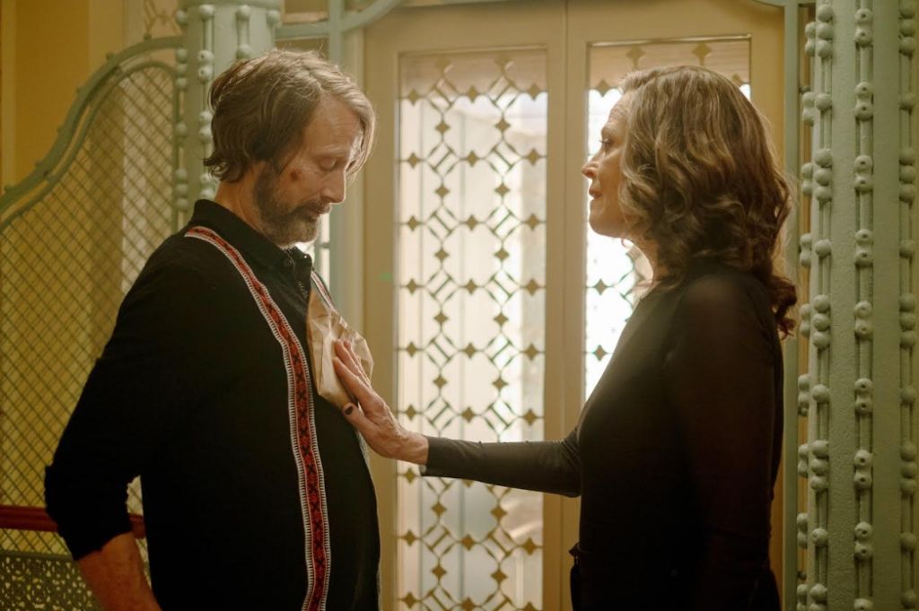 《阿凡達》雪歌妮薇佛再戰《邦尼殺死他》 4吋高跟挑戰蛇蠍美人 6 %E8%9E%A2%E5%B9%95%E6%93%B7%E5%8F%96%E7%95%AB%E9%9D%A2 2026 01 08 174506 1024x681 1