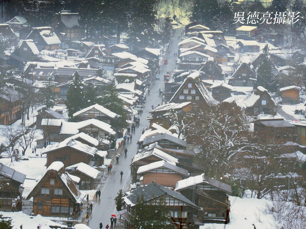 在岐阜縣白川鄉以鏡頭跟大雪紛飛的世界遺產合掌村對話