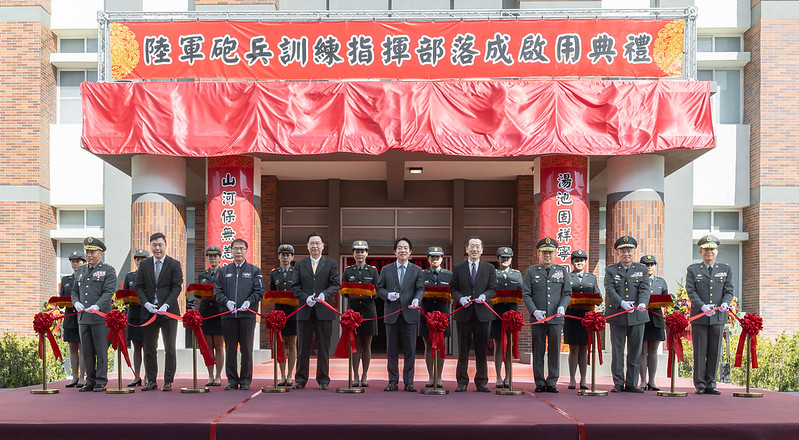 %E7%B8%BD%E7%B5%B1%E6%8A%B5%E9%81%94%E5%BE%8C%E9%A6%96%E5%85%88%E8%88%87%E7%8F%BE%E5%A0%B4%E8%B2%B4%E8%B3%93%E4%B8%80%E5%90%8C%E9%80%B2%E8%A1%8C%E5%89%AA%E7%B6%B5%E5%84%80%E5%BC%8F