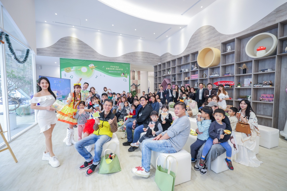 %E5%A4%A9%E7%A9%BA%E5%B0%8F%E8%A8%AA%E5%AE%A2%E5%BD%A9%E7%B9%AA%E6%95%85%E4%BA%8B%E6%9B%B8%E7%9A%84%E6%96%B0%E6%9B%B8%E7%99%BC%E8%A1%A8%E6%9C%83 1