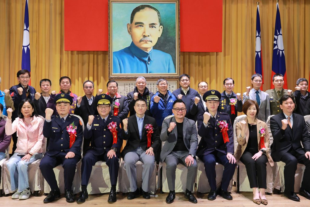 S__496689192 - 報新聞 Mega News