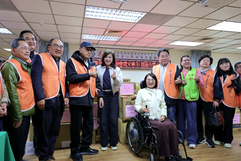 工總寒冬送暖到基隆　副市長邱佩琳致謝企業攜手守護弱勢