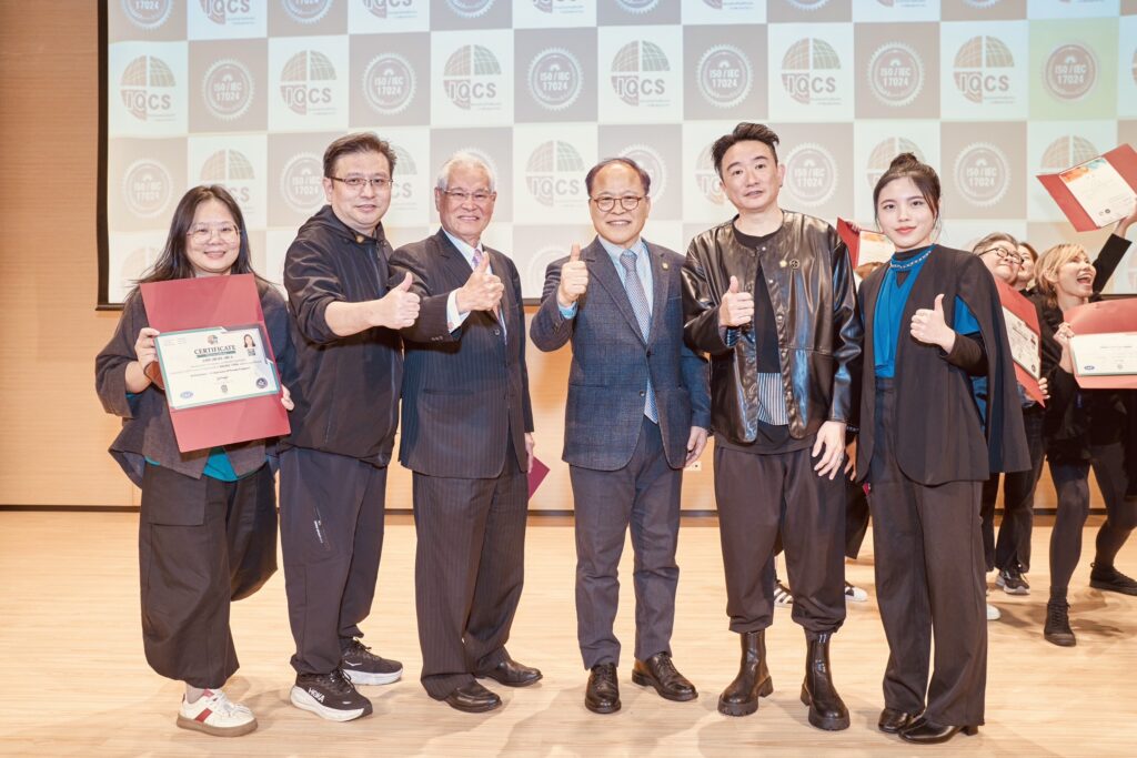 S 236412973 1024x683 1