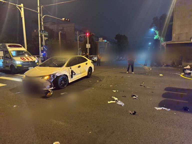 苗栗頭份永貞路口車禍 機車騎士送醫不治