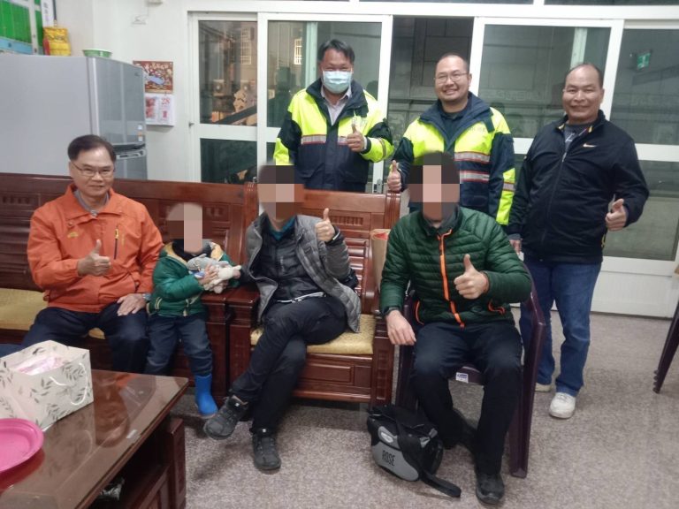法國一家三口單車環島遇困　龍津警暖心協助住宿