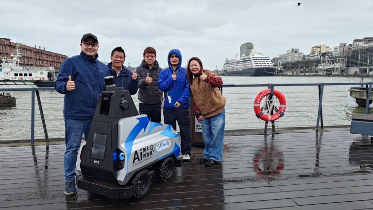 基隆環保局添利器 科技執法導入人工智慧 AI無人稽查車海洋廣場亮相