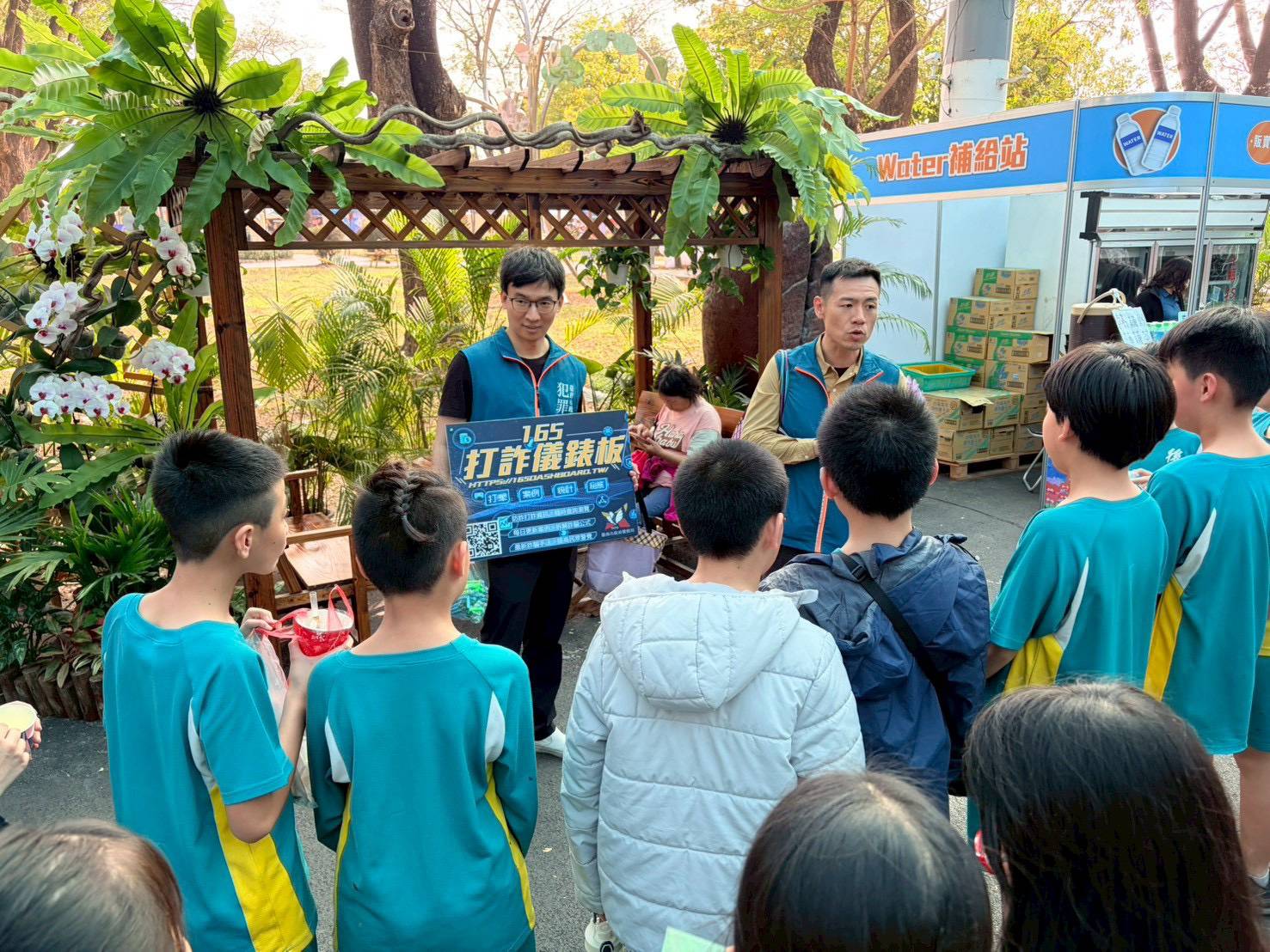 台南市警局前往2026臺灣國際蘭展辦理反詐宣導