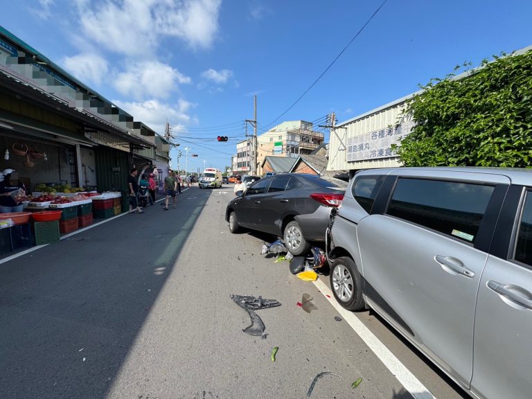 苗栗通霄自強路事故！倒車不慎撞機車　波及4車釀傷