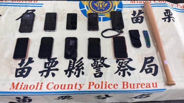 苗栗公館爆聚眾鬥毆　警跨分局逮11嫌查扣球棒摺疊刀