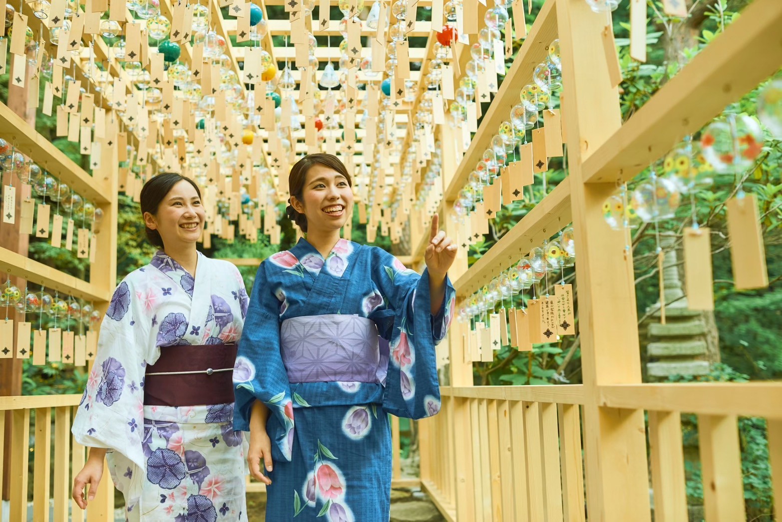千坪庭園掛滿888個風鈴!札幌老鋪料亭推盛夏「流水素麵會席」 千坪庭園掛滿888個風鈴!札幌老鋪料亭推盛夏「流水素麵會席」