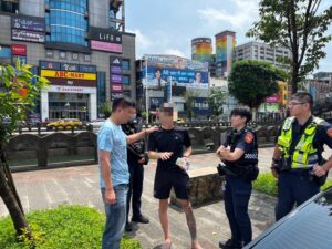 男持刀傷人逃逸難逃法網 基警火速圍捕再查獲毒駕 14 1782302087511