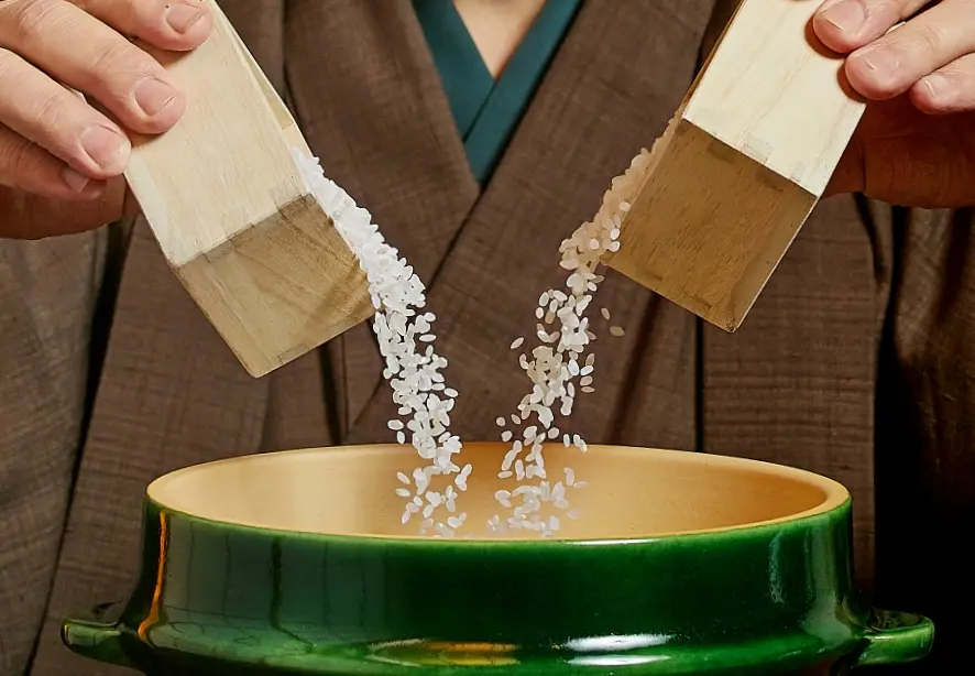 京都祇園「八代目儀兵衛」推限定朝食!賞味期限5分鐘黃金鍋巴 京都祇園「八代目儀兵衛」推限定朝食!賞味期限5分鐘黃金鍋巴