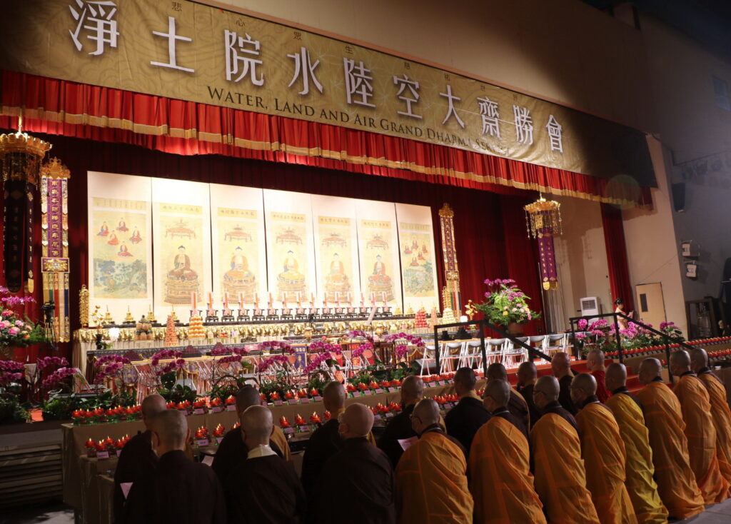 響應新北市好日子愛心大平台 淨土院基金會捐500箱物資助弱勢 24 3 3