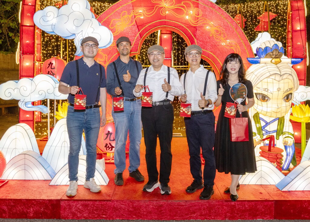 2026九份紅燈籠祭熱鬧登場 霹靂布袋戲共譜光影新章 侯友宜邀民眾提燈夜遊賞山城 52 0718002 1