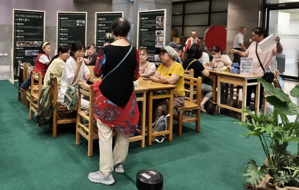 115年度新北市原住民族部落大學成果展 現場推數位科技與原民語言文化互動體驗 43 300639 0