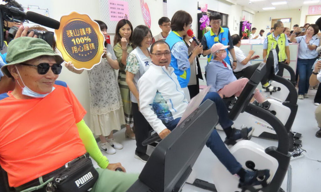 泰山義學市民活動中心啟用 侯友宜:配合五泰輕軌打造宜居泰山 30 460802 0