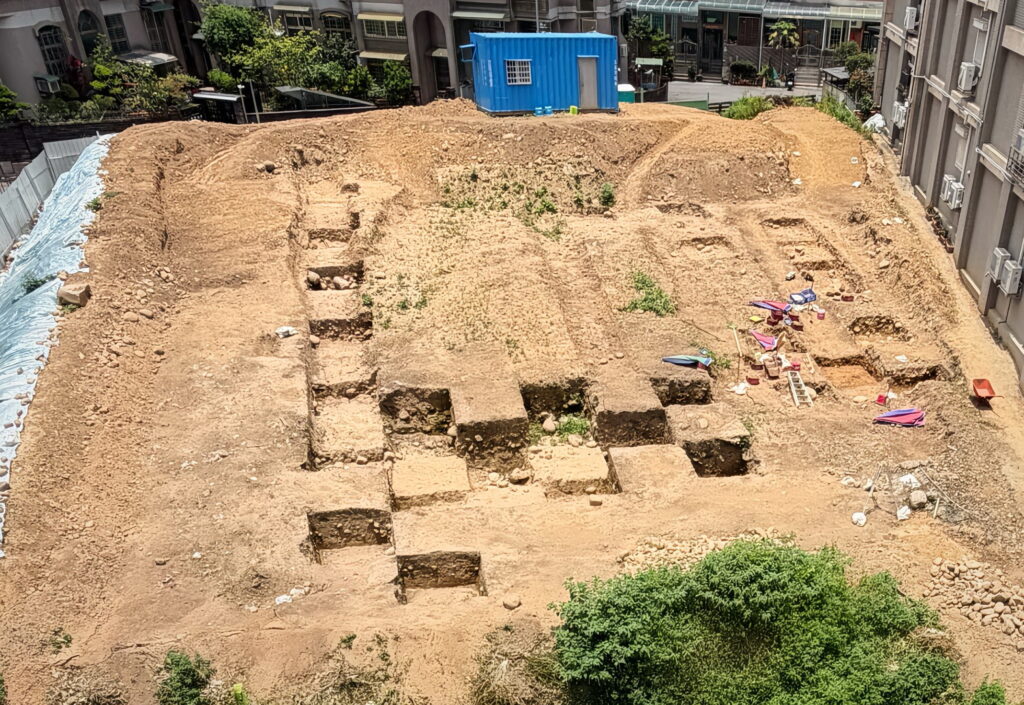 十三行博物館雙軌考古體驗登場 台語走讀遺址、親手發掘真實探坑 60 0805009