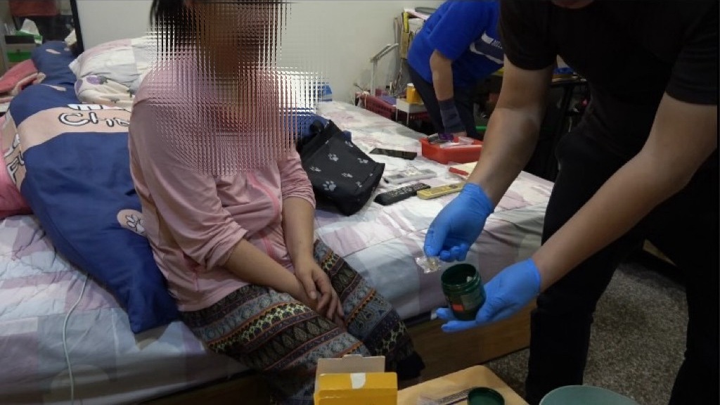 ▲圖說:龔姓女毒販白天熱心長者服務,晚上卻是販毒牟利 (圖/台中市政府 提供)