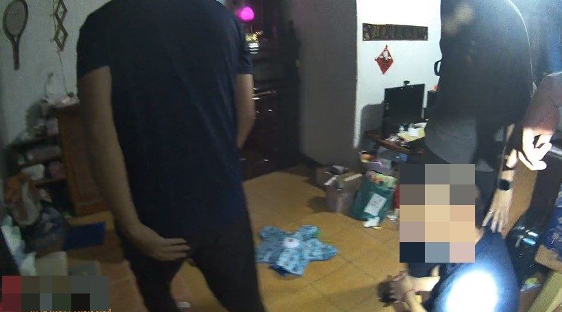 毒品分裝廠藏身巷弄 板橋警拂曉出擊起獲水雷、製毒器具 46 《圖說》板橋警拂曉出擊破獲毒品分裝據點。〈板橋分局提供〉