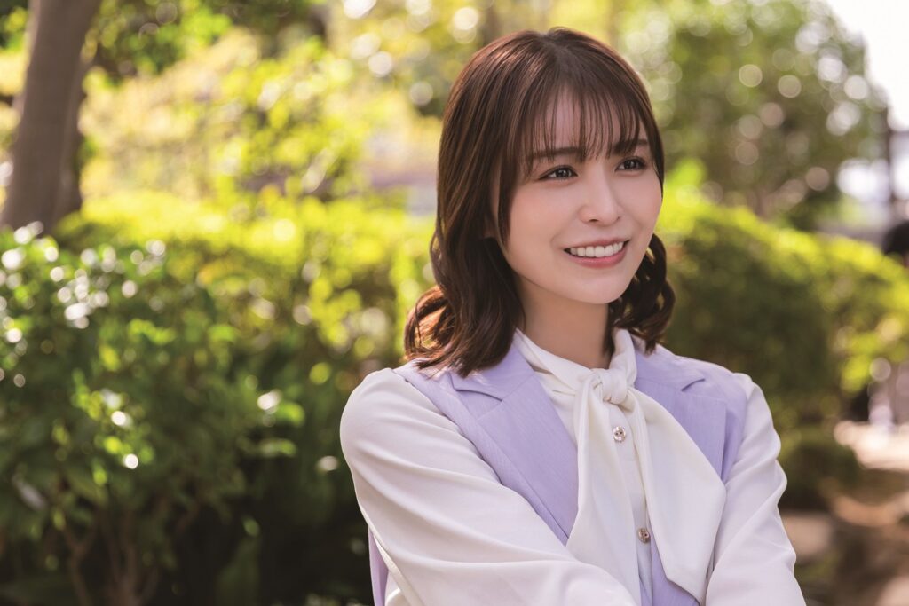 《LOVE ≠ COMEDY》中島健人攜手長濱禰留「假戲真做」?! 10 LOVE %E2%89%A0 COMEDY %E6%96%B0%E8%81%9E%E7%A8%BF%E7%85%A705 %E3%80%8C%E6%AB%B8%E5%9D%8246%E3%80%8D%E5%87%BA%E8%BA%AB%E7%9A%84%E9%95%B7%E6%BF%B1%E7%A6%B0%E7%95%99%E5%9C%A8%E6%9C%AC%E4%BD%9C%E9%A3%BE%E6%BC%94%E3%80%8C%E5%8D%97%E9%A2%A8%E7%BE%8E%E9%87%8C%E3%80%8D%E4%B8%80%E8%A7%92