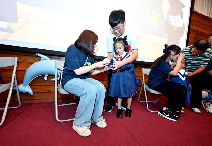 幼安教養院第29屆畢業典禮 33位畢業生奉茶感謝師恩