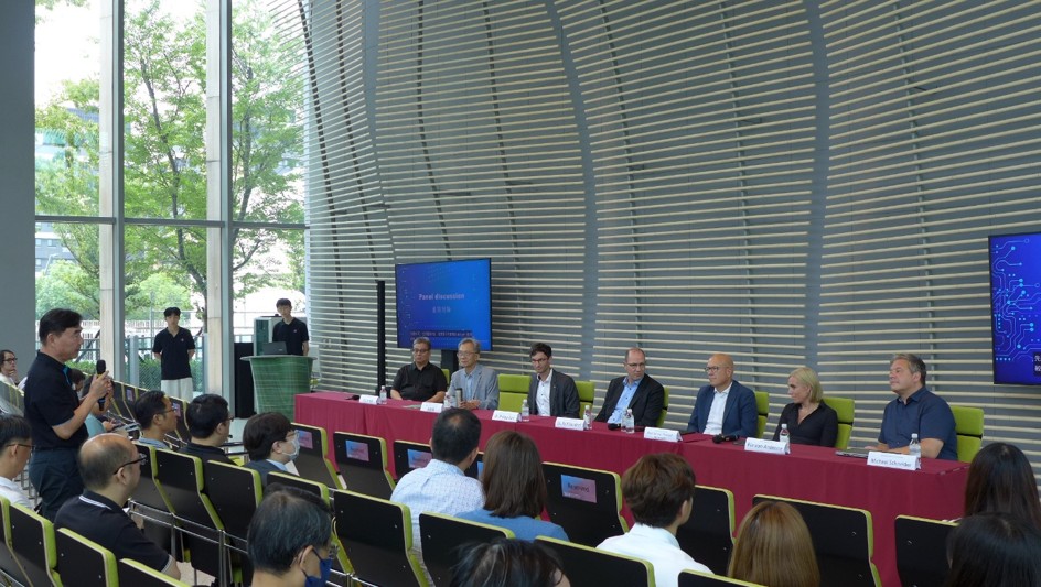 中市經發局攜在地企業接軌德國科研量能 先進光學半導體論壇深化產學交流