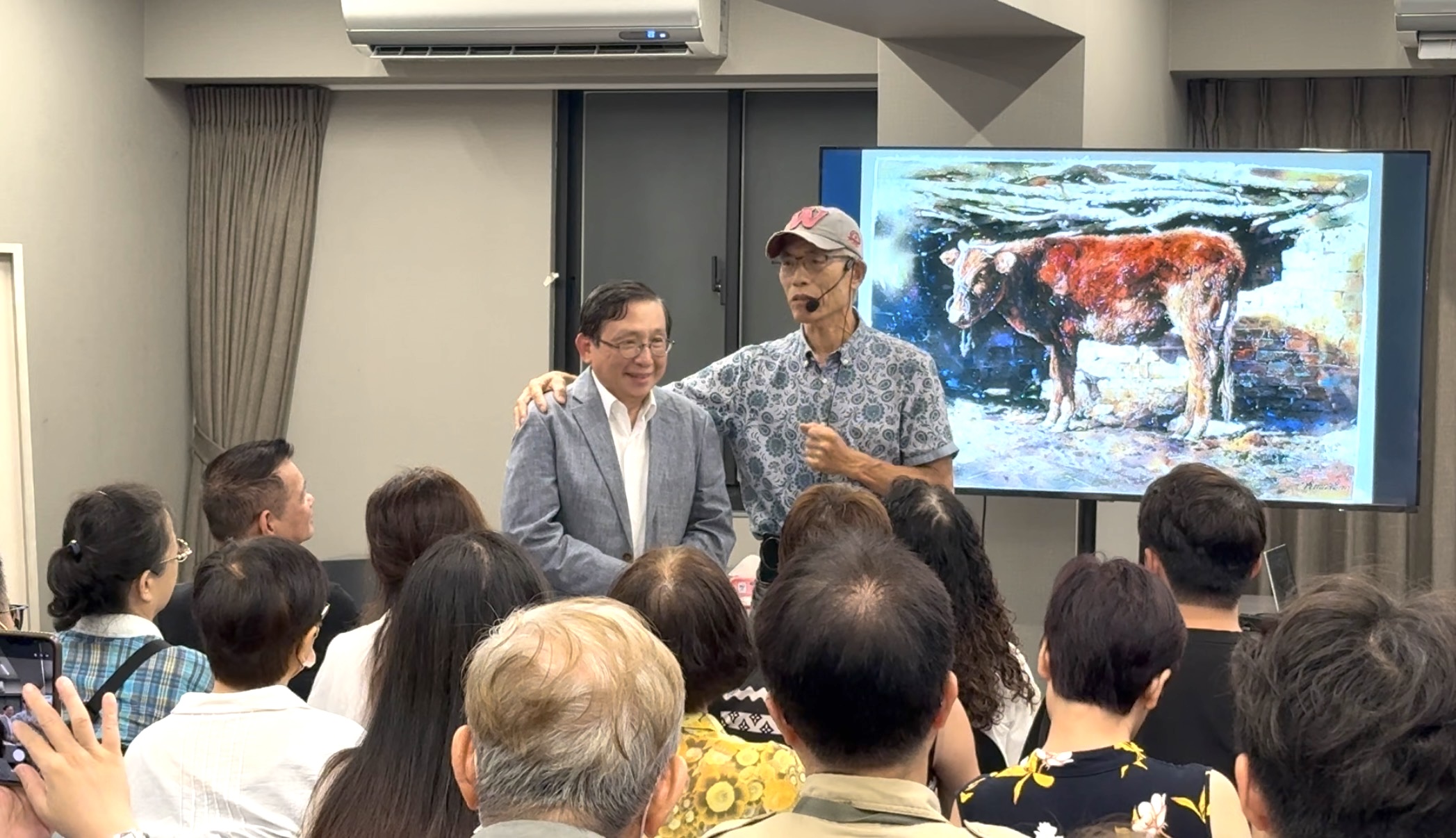 產學名家齊聚台北宏觀畫室!謝明錩濃縮半世紀水彩心法 林汶澤布局藝術家生命紀錄 15 IMG 4812