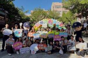 迎接開學日 信義警守護學童安全 同步宣導交安及反詐 4 MEITU 20260831 111419001