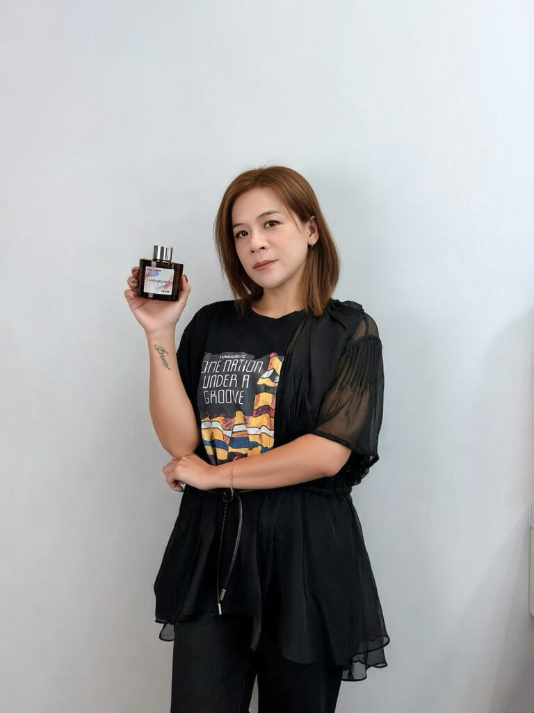 「耳朵先生」為TMEX北流音樂博覽會調製聯名香「浮光」!江美琪尪跨界出圈玩嗅覺 46 %E6%B1%9F%E7%BE%8E%E7%90%AA%EF%BC%88TMEX%EF%BC%89