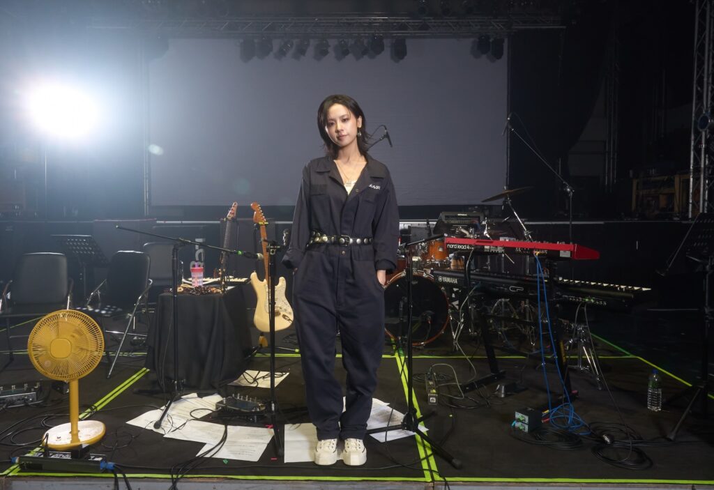 文青女神入圍「金曲37」最佳新人 163braces抓緊暑假最後的週末 乘《夏天的尾巴》開唱 38 L1920857 2