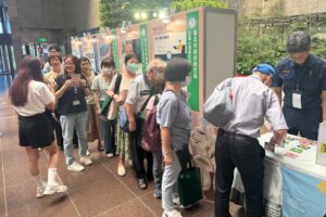 市府攜手警政守護樂齡族群 防詐宣導深入社區 共築安心生活 12 MEITU 20260901 125925179