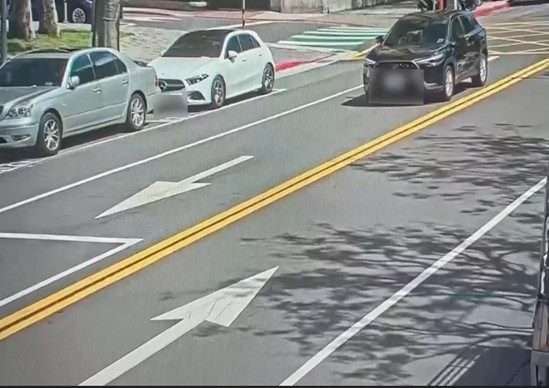 車輛停於橋上叫醒昏睡男 內湖警巡邏鷹眼查獲毒駕
