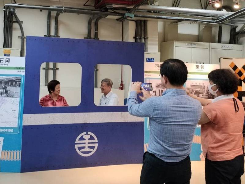 考究地籍原貌精準復刻　東勢地政所展出「東勢支線鐵路記憶」