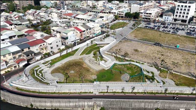 「臺南市永康區六甲頂醫療專用區市地重劃」完成，抵費地公開標售，公園滯洪池發揮功能造福地方